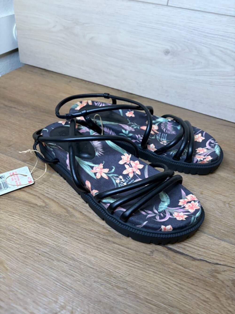 Roxy Women Brooke Strappy Sandals Floral Size 9